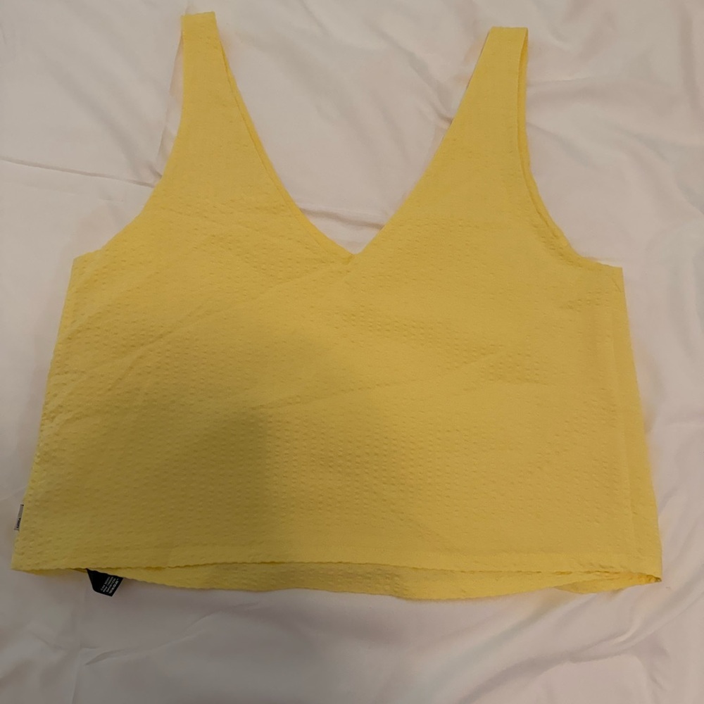 Vuori Sunny Yellow V-Neck Cropped Tank